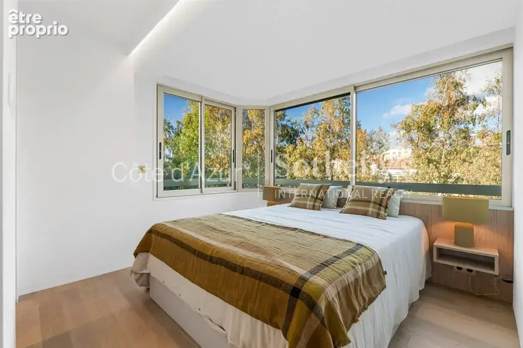 Cannes Palm Beach appartement 4 pièces de 101 m² rénové avec terrasse et vue mer - photo 16
