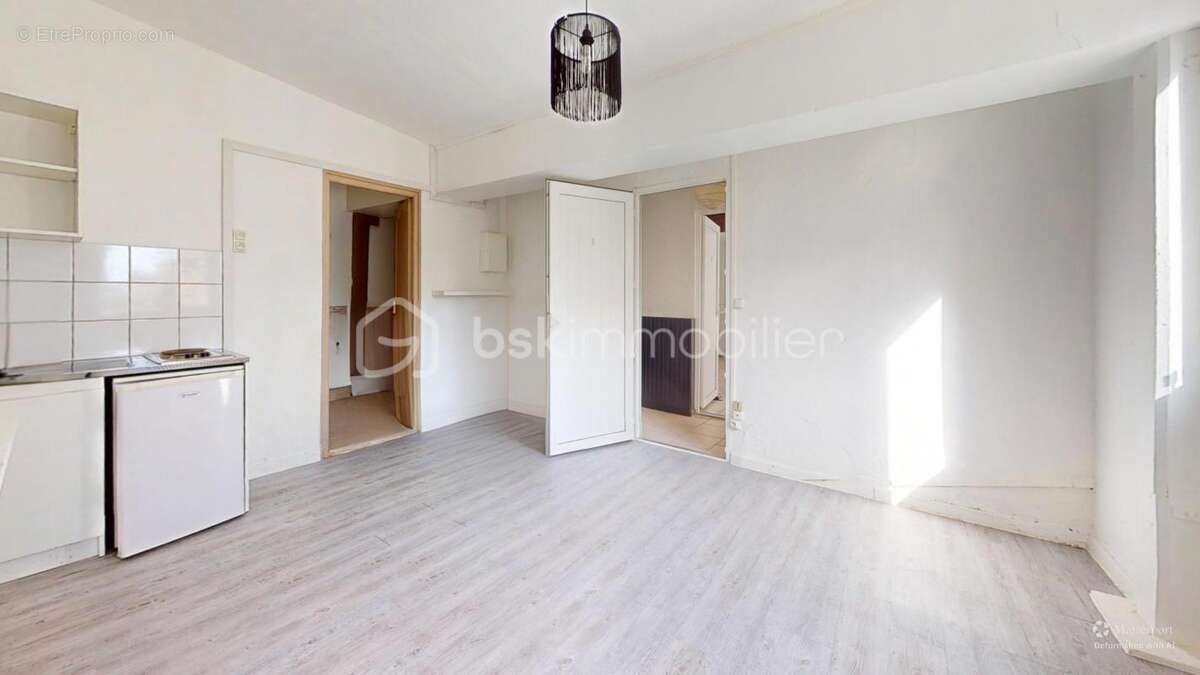 Maison à BELLEGARDE