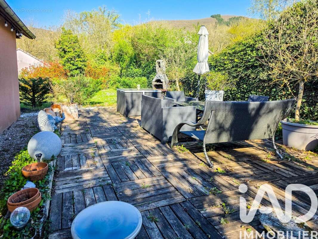 Photo 2 - Appartement à SAINT-GENIEZ-D'OLT
