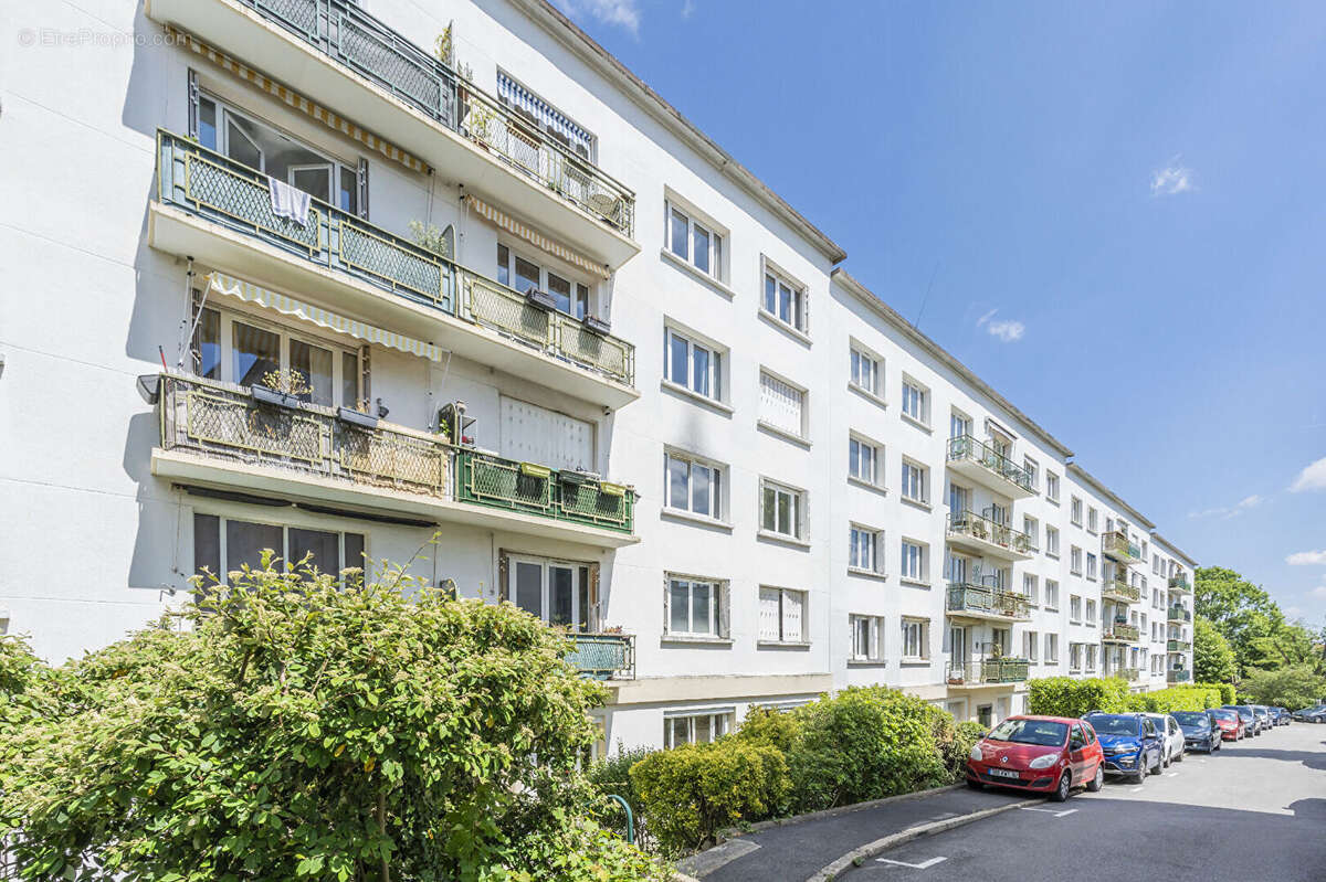 Appartement à GARCHES