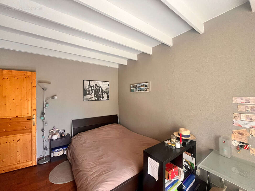 Maison à AMBARES-ET-LAGRAVE