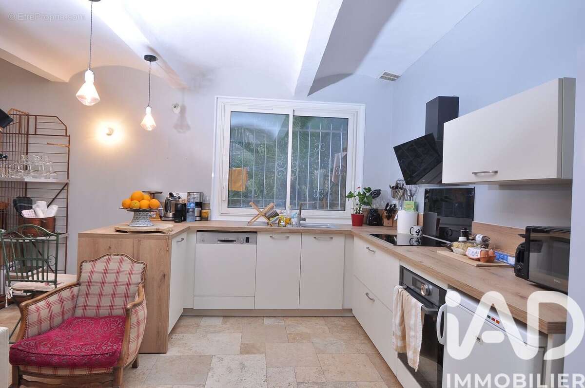 Maison 141 m² à Saint-Maurice-De-Cazevieille  - photo 7