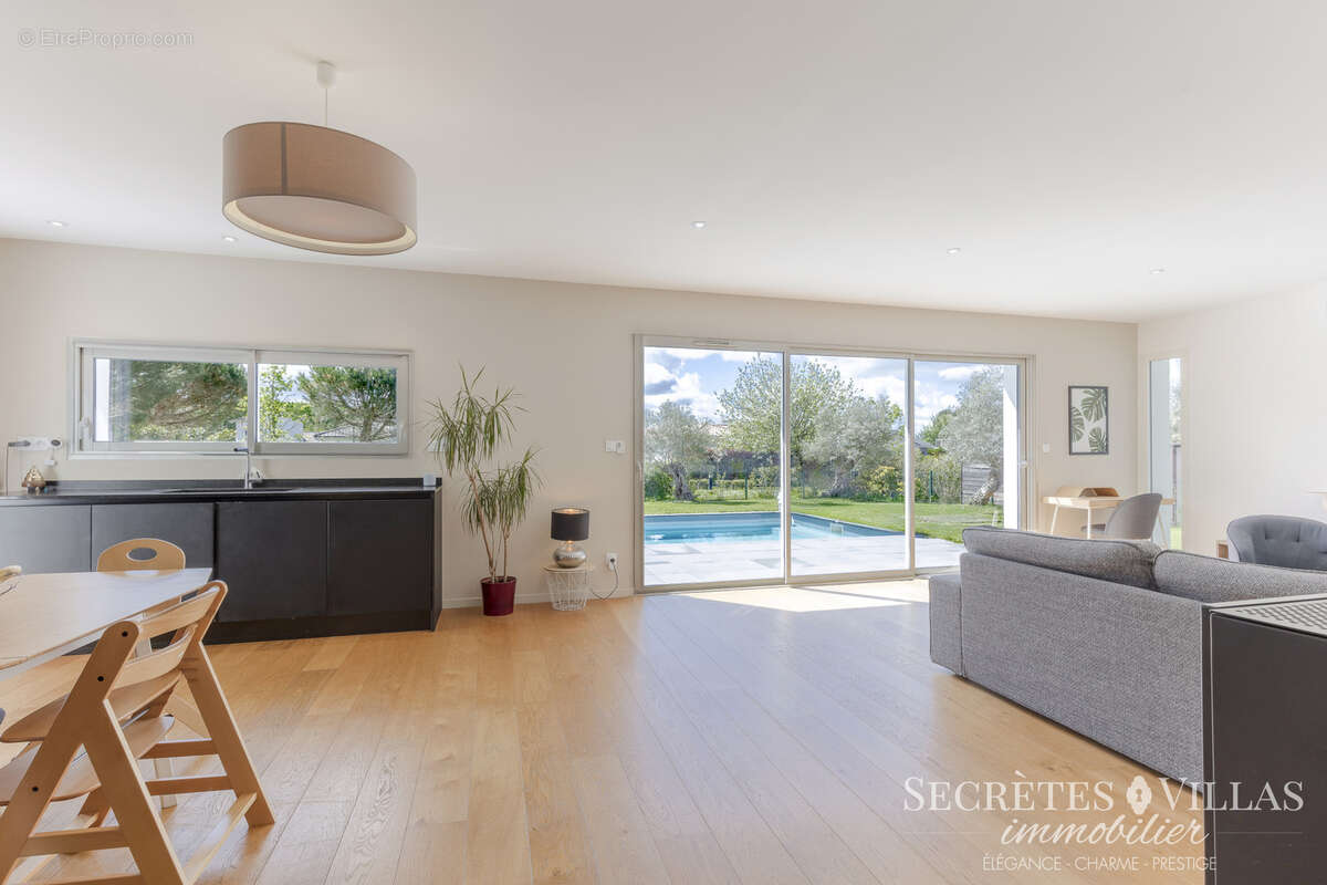 Bouliac belle villa contemporaine plain pied  sur 902m2 - photo 4