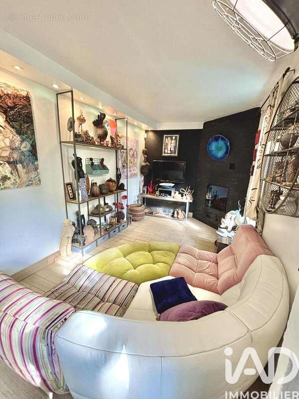 Photo 3 - Maison à VALLAURIS