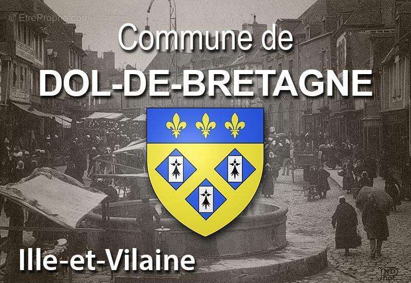 Terrain à DOL-DE-BRETAGNE