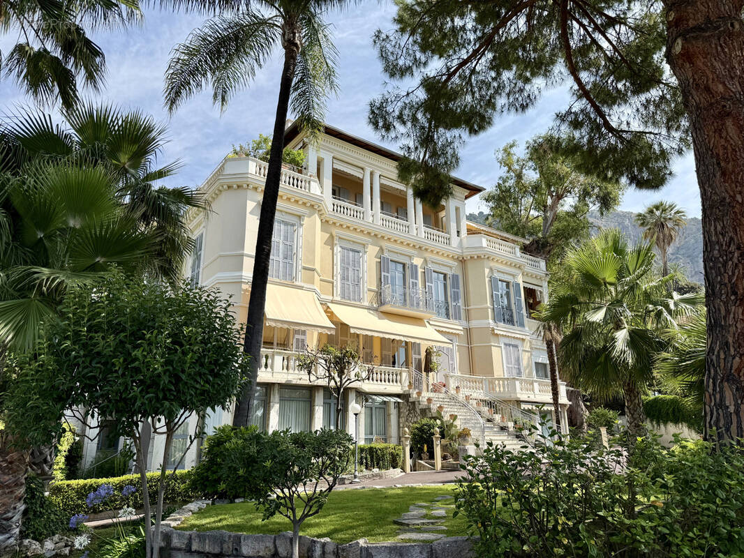 Appartement à MENTON