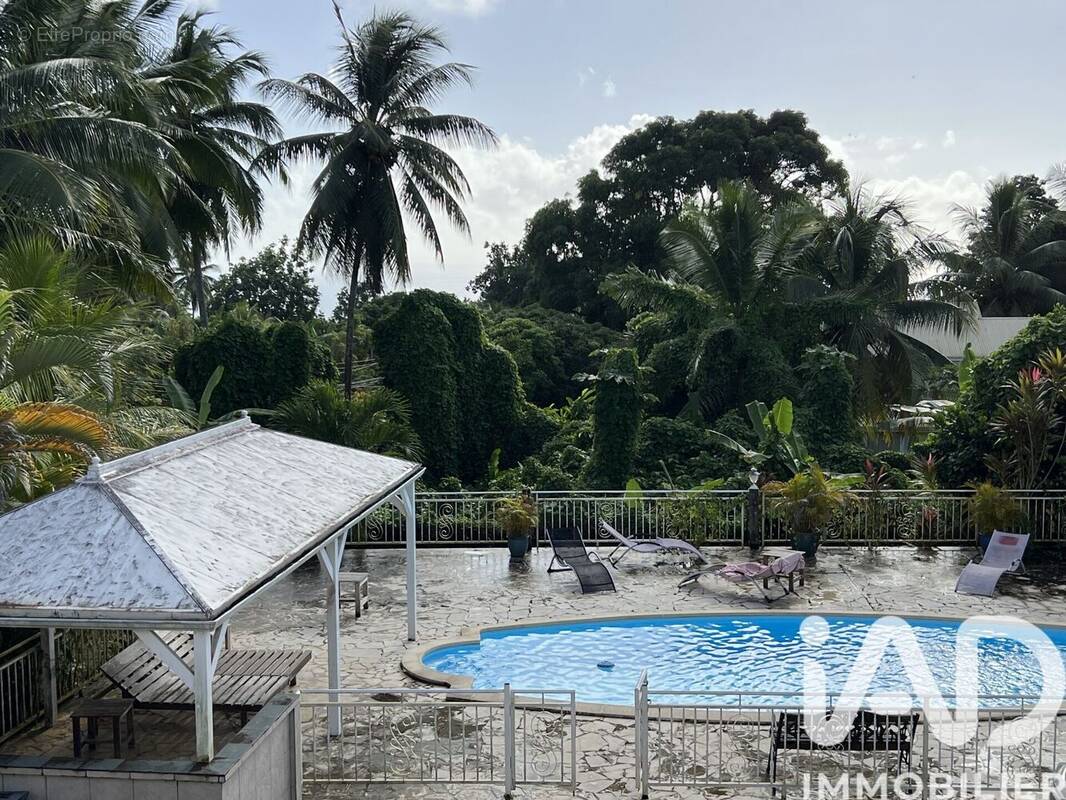 Photo 1 - Maison à CAPESTERRE-BELLE-EAU