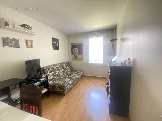 Appartement à MAISONS-ALFORT
