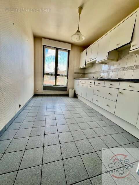 Appartement à DOURDAN