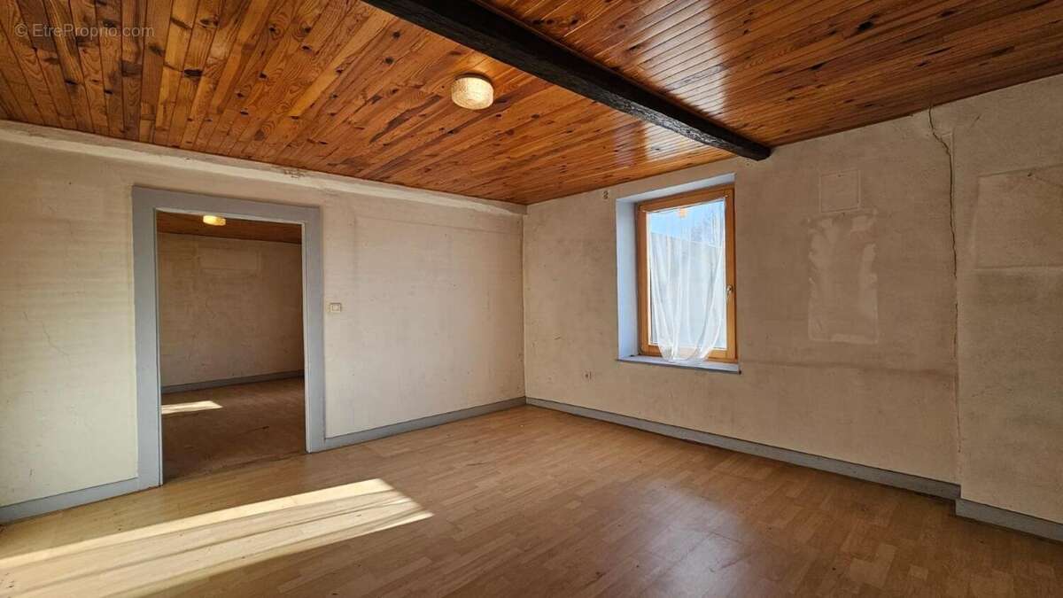 Photo 8 - Maison à LABERGEMENT-DU-NAVOIS