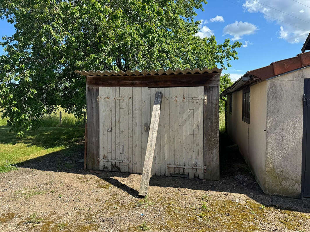 Maison à BESSAY-SUR-ALLIER