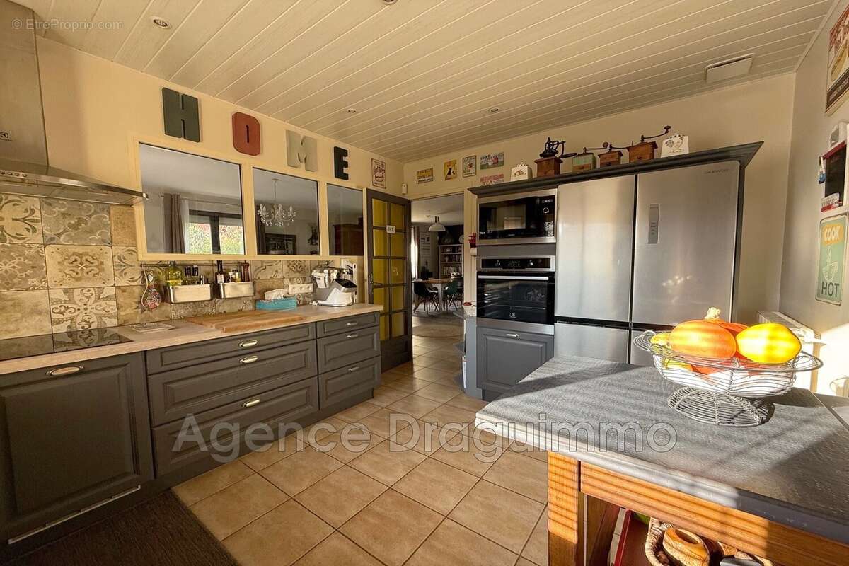 Maison à DRAGUIGNAN