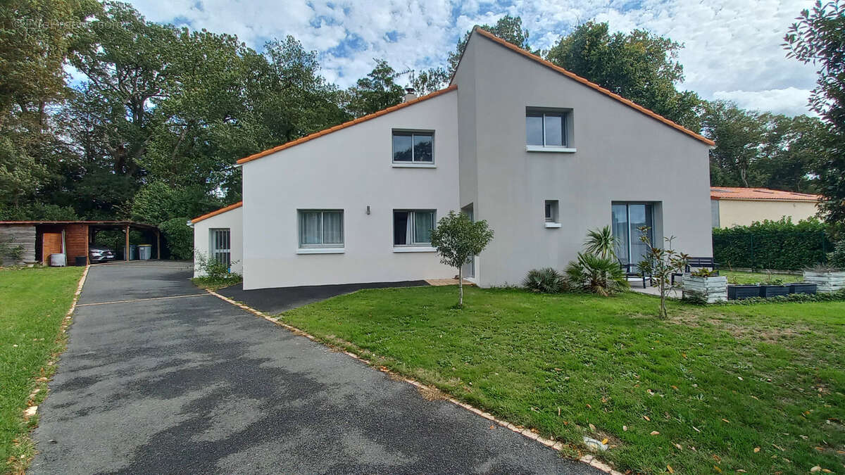 Maison à BASSE-GOULAINE