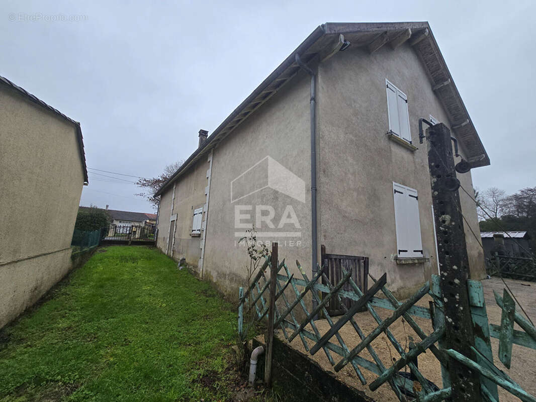 Maison à SAINT-LAURENT-DES-HOMMES