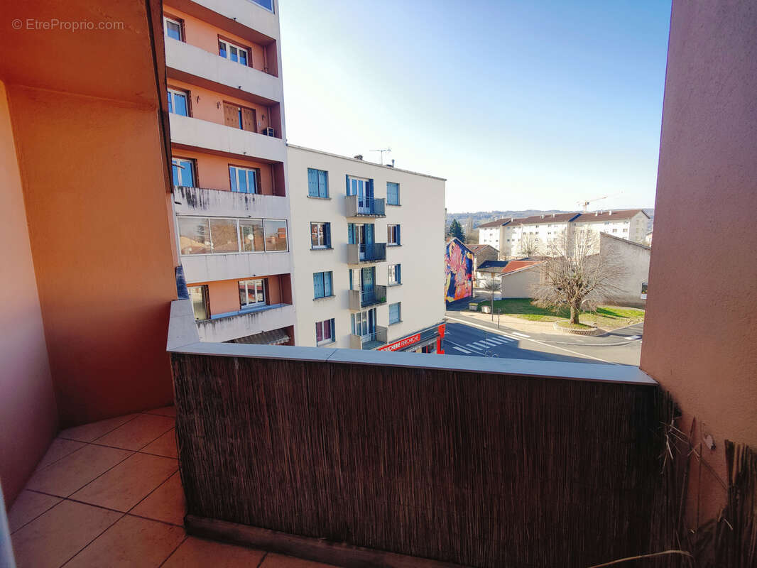 Appartement à BOURGOIN-JALLIEU