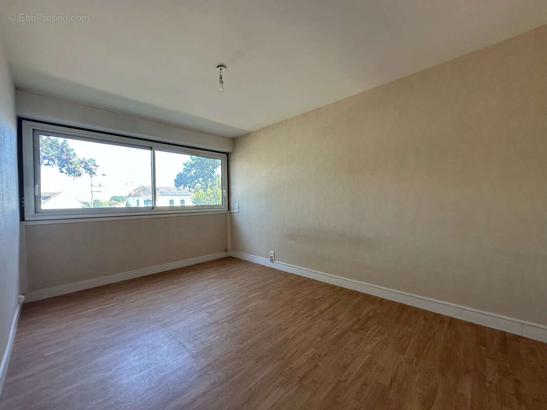 Appartement à TINQUEUX