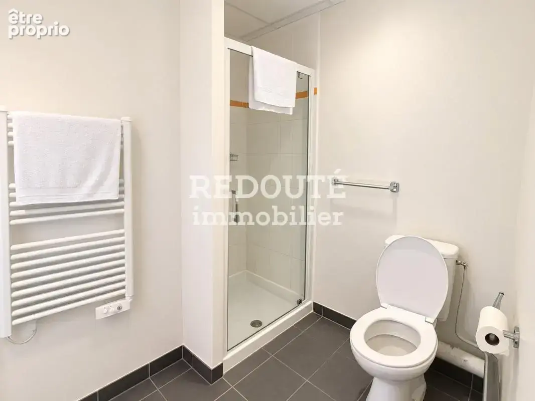 A vendre en exclusivité - reims secteur gare - studio meublé - photo 5