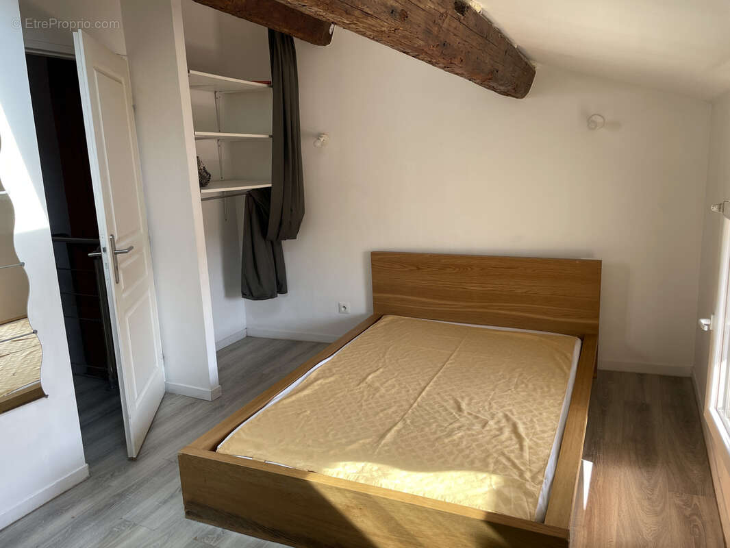 Appartement à SIX-FOURS-LES-PLAGES
