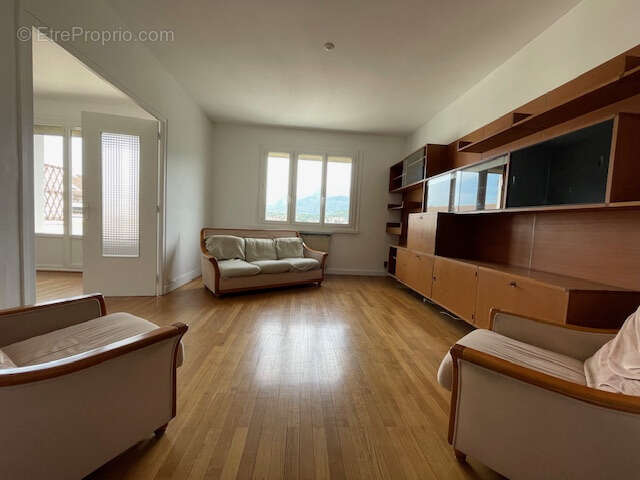 Appartement à ARGONAY