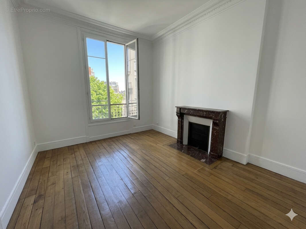 Appartement à BOULOGNE-BILLANCOURT