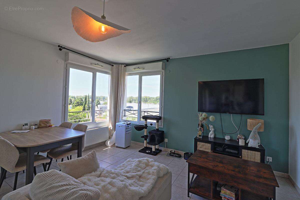 Appartement T2 Bourgoin Jallieu, 48 m² + garage et parking - photo 2