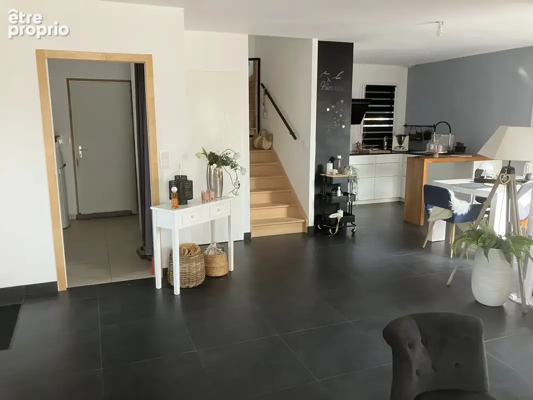 Maison 98 m² à Coueron  - photo 7