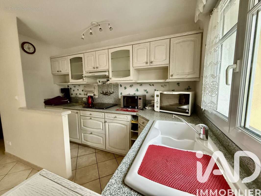 Photo 3 - Appartement à LIVRY-GARGAN