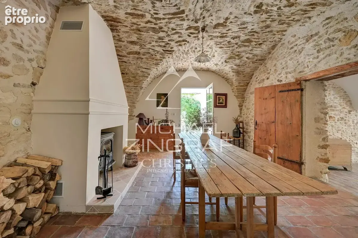 Propriété d'Exception Aux Portes d'Aix-en-Provence : Magnanerie du XVIIIe Rénovée - photo 27