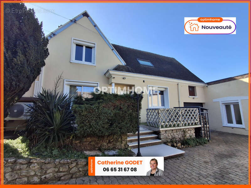 Maison à TREMBLAY-LES-VILLAGES