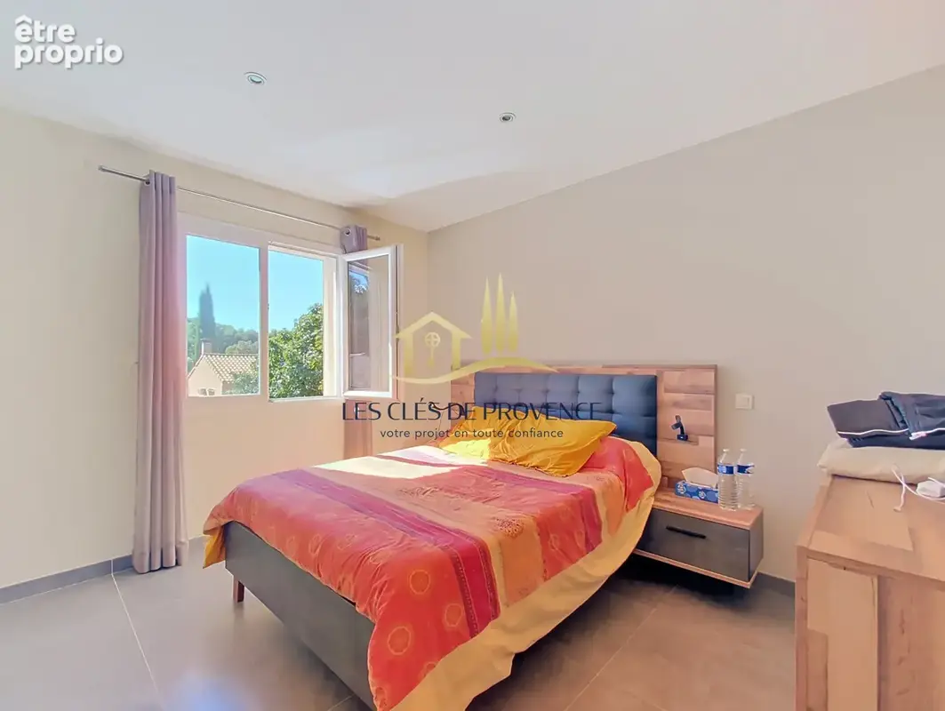 Villa individuelle de 123 m2 de type 5 avec jardin, piscine, dépendance et garage - photo 8