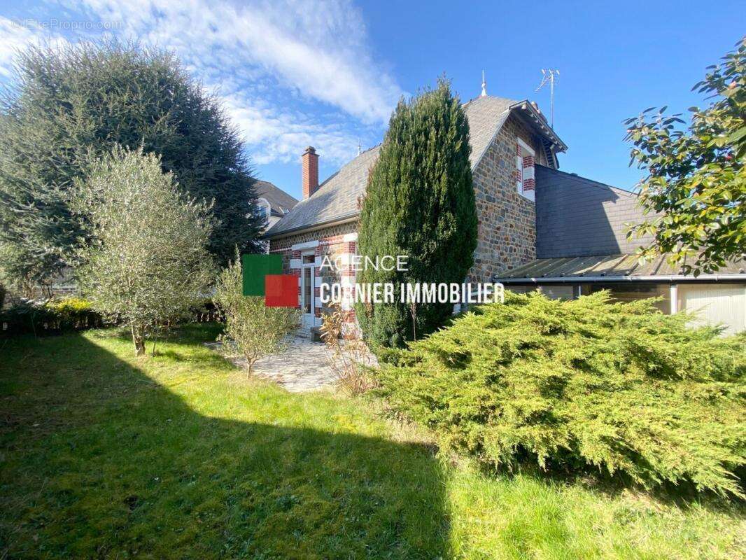 Maison à NOYAL-SUR-VILAINE