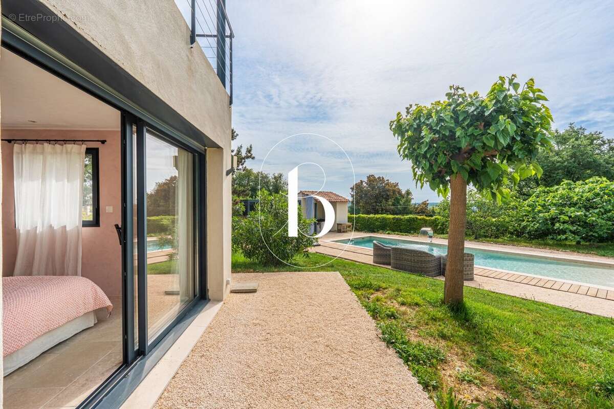 Maison à UZES