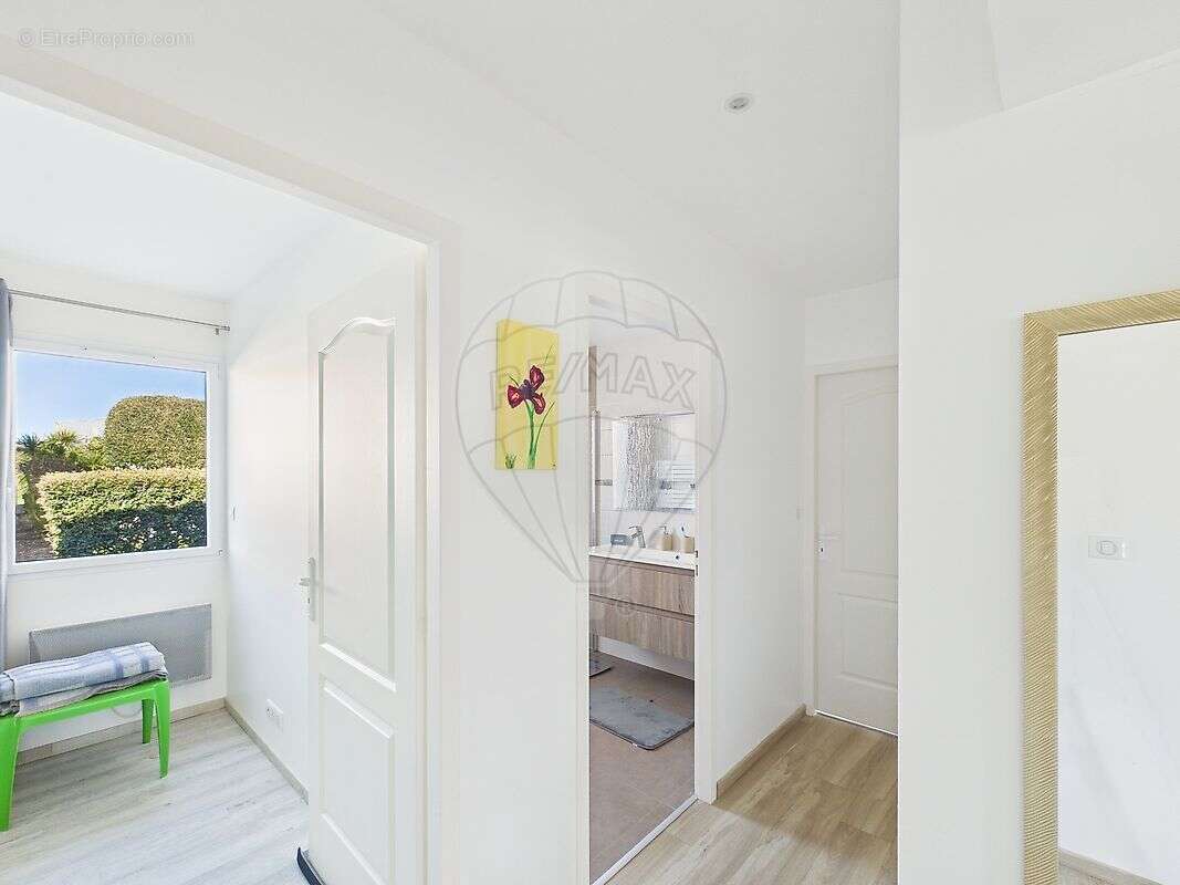 Maison à LES MATHES