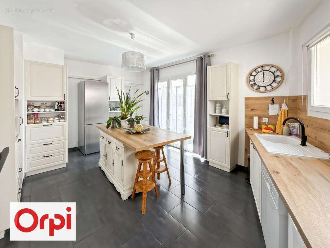 Appartement À Vendre - photo 5