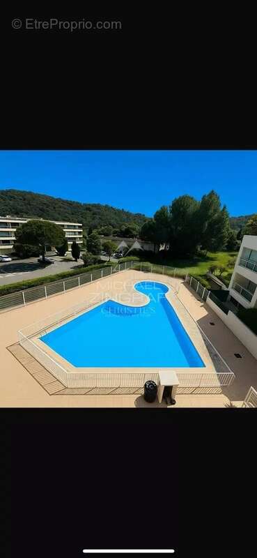 Appartement à MANDELIEU-LA-NAPOULE