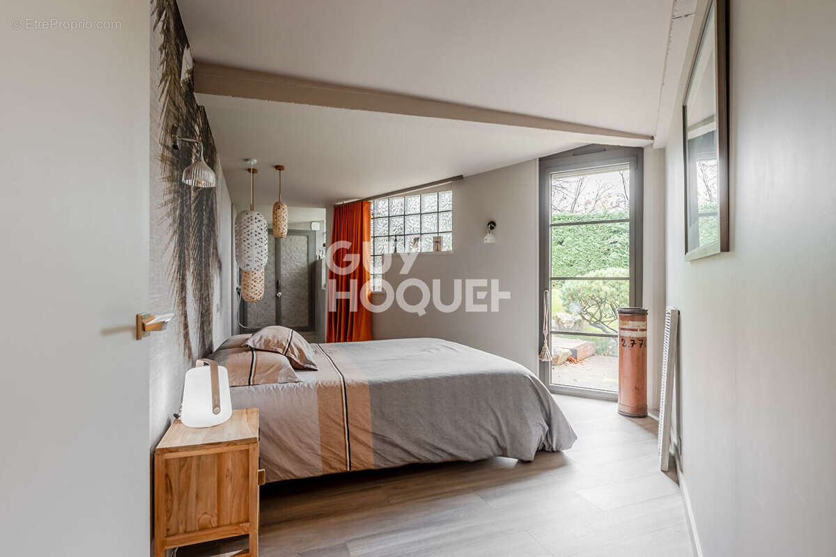 Appartement à SAINTE-FOY-LES-LYON