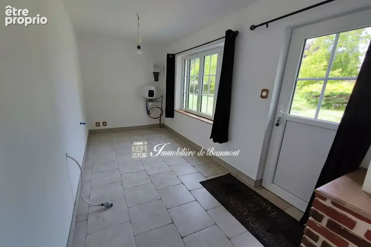 Maison 7 pièces 141 m² à vendre à Beaumont-Le-Roger (27170) - photo 4