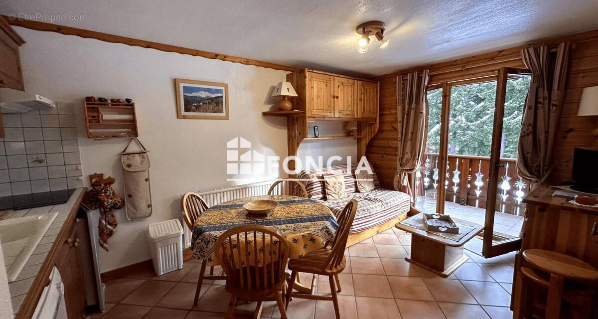 Appartement à HAUTELUCE