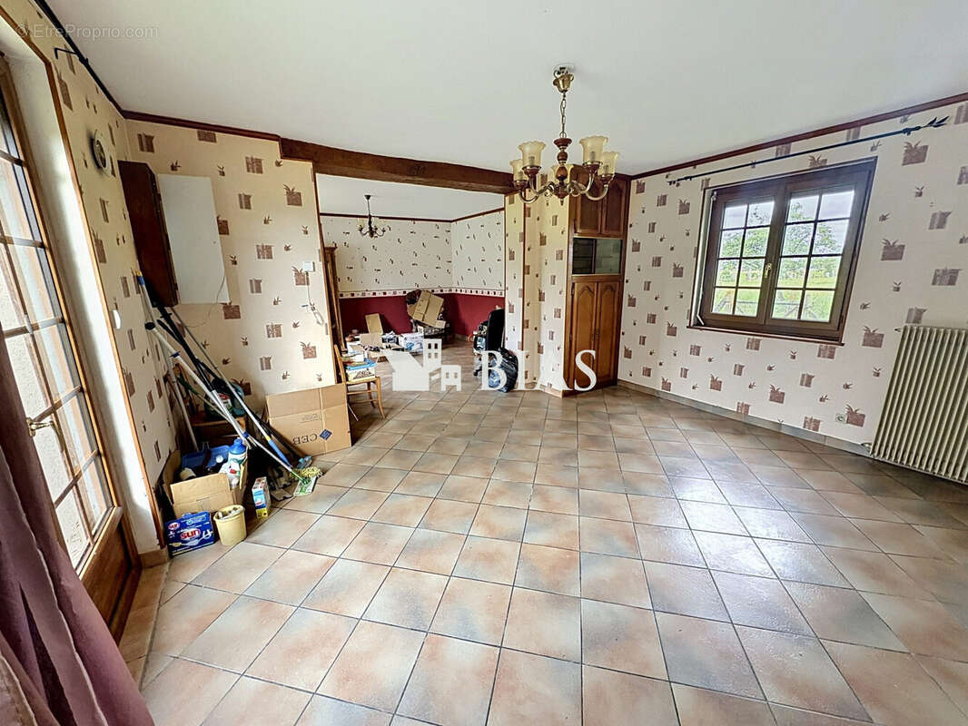 Maison à HAUVILLE