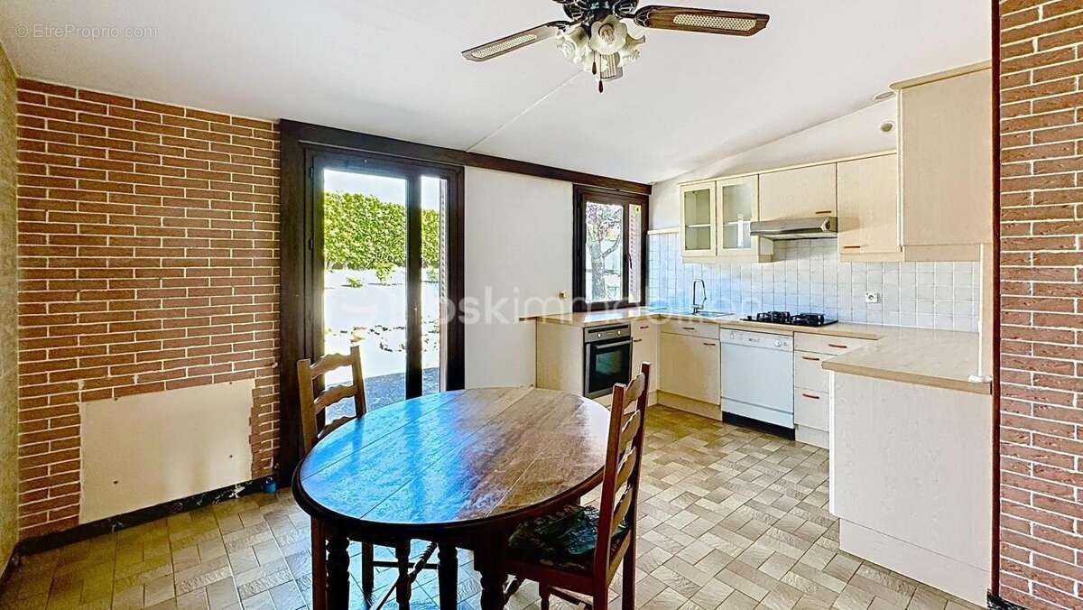 Maison à CHARVIEU-CHAVAGNEUX