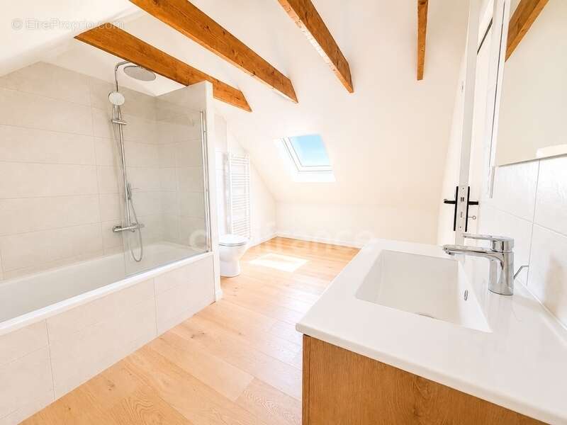 Maison à vendre 6 pièces CARHAIX PLOUGUER (29) - photo 12