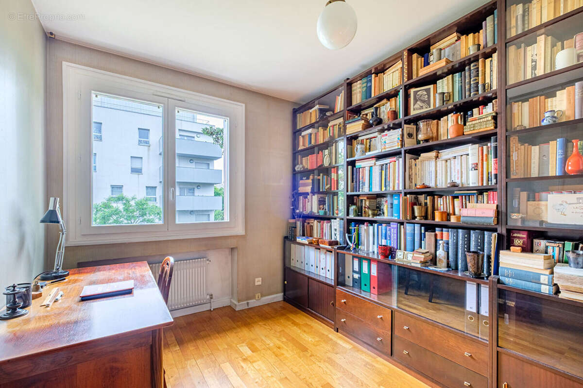 Appartement à LYON-8E