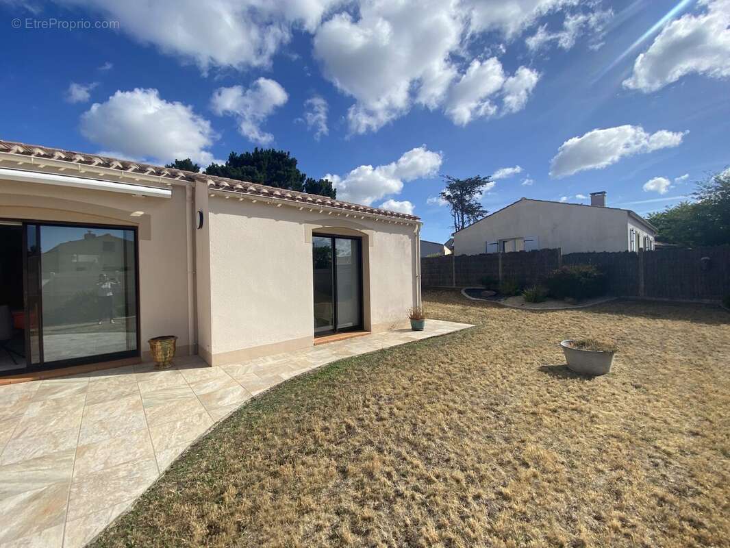 Maison 132 m² à Bretignolles-Sur-Mer  - photo 2