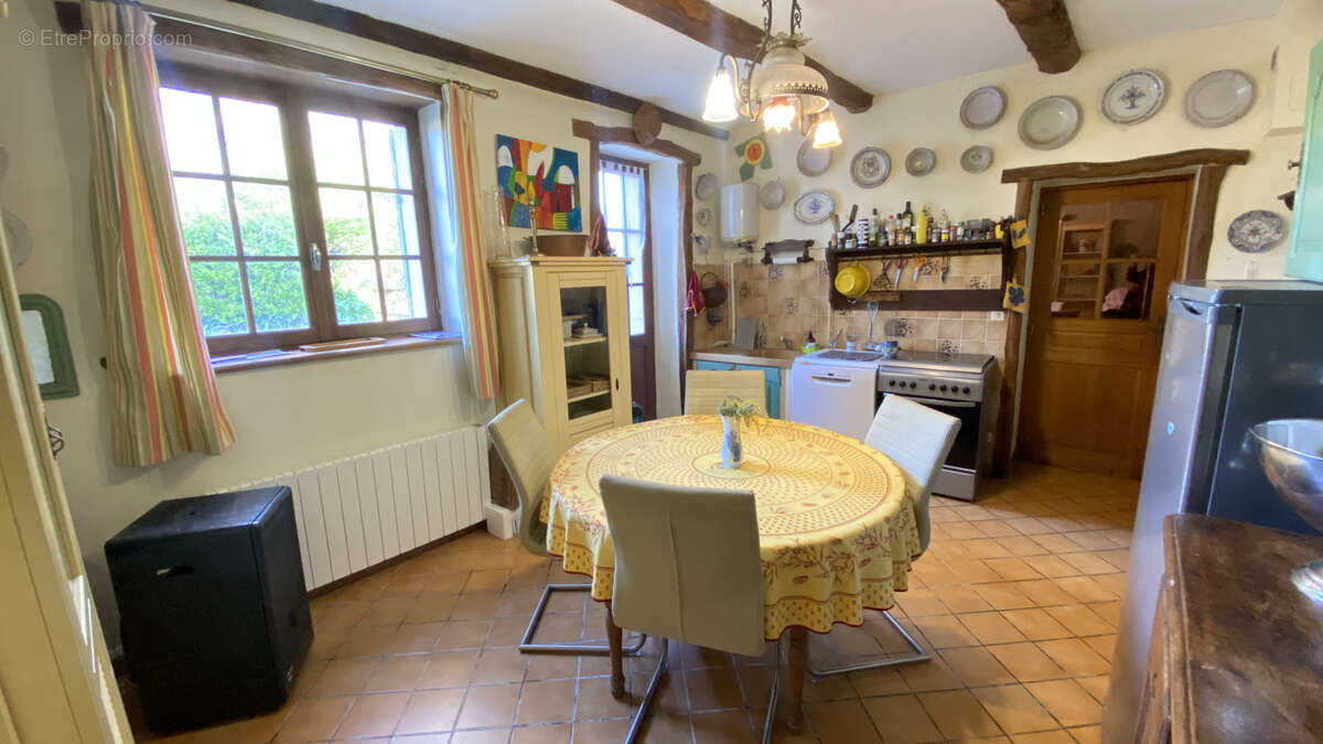 Maison à BOUTENAC-TOUVENT