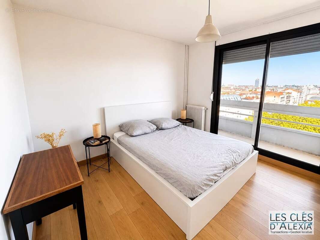 Appartement à LYON-8E