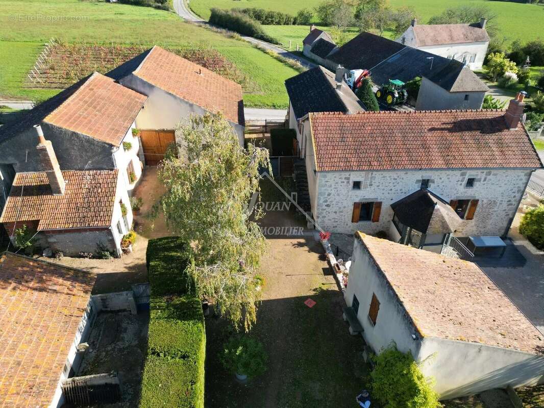 Maison à SAINT-POURCAIN-SUR-SIOULE