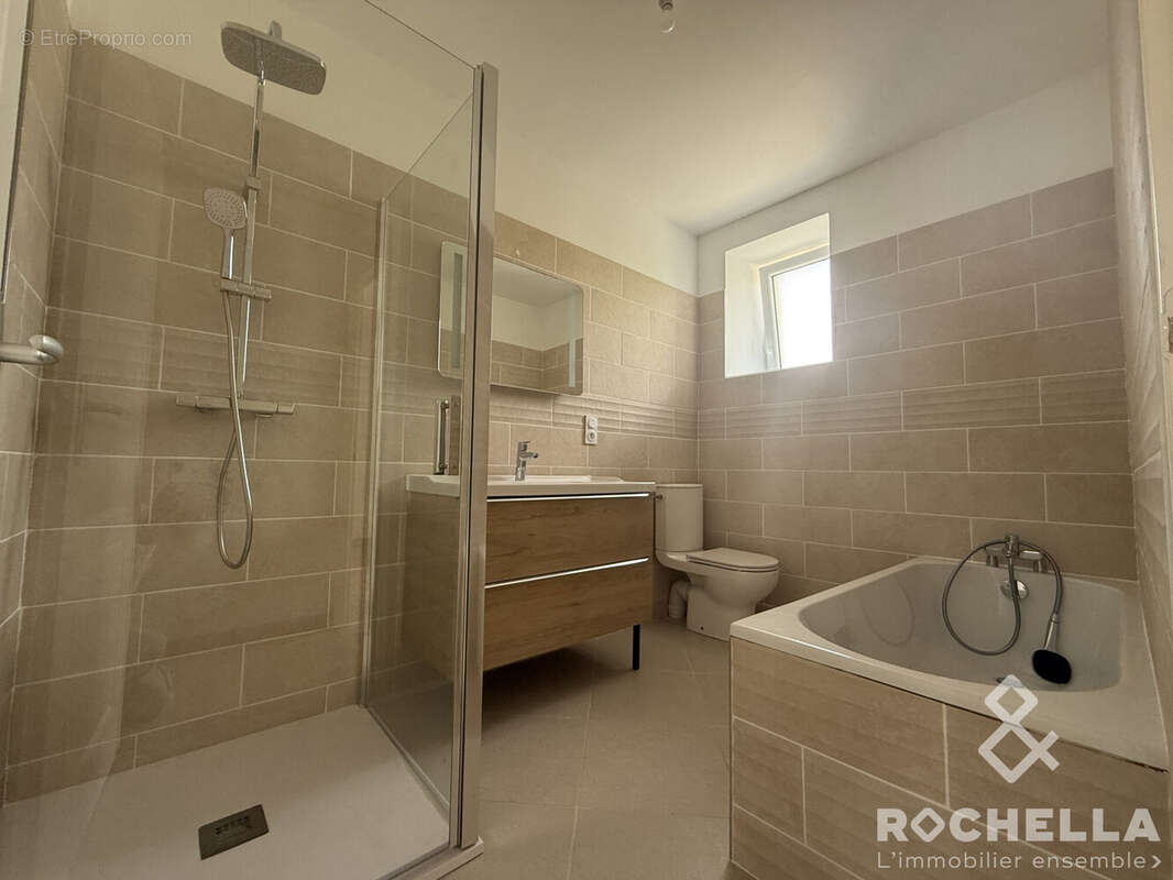 Maison 96 m² à Tonnay-Charente  - photo 5