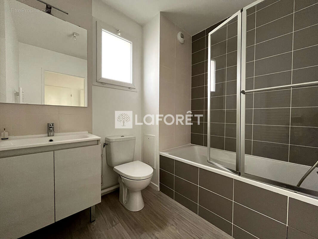 Appartement à HARDRICOURT