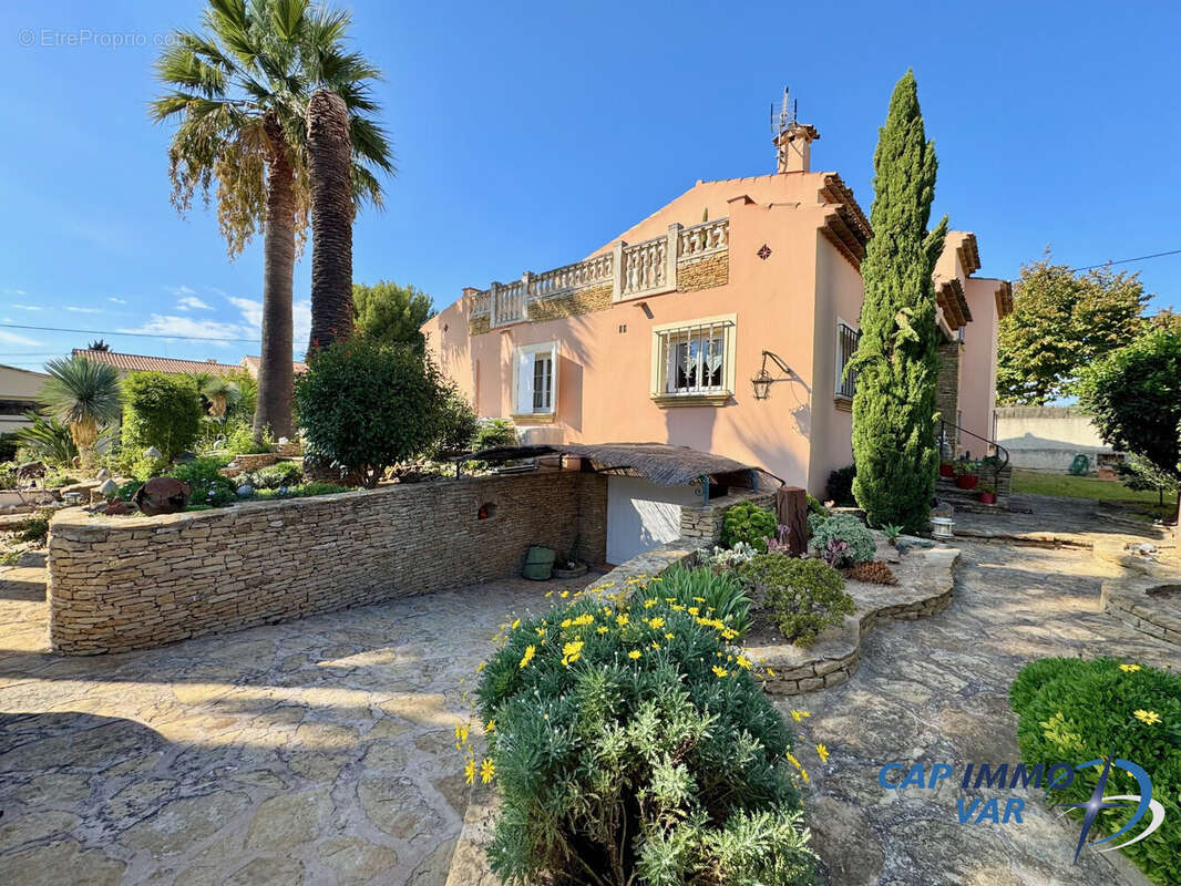 Maison à SANARY-SUR-MER