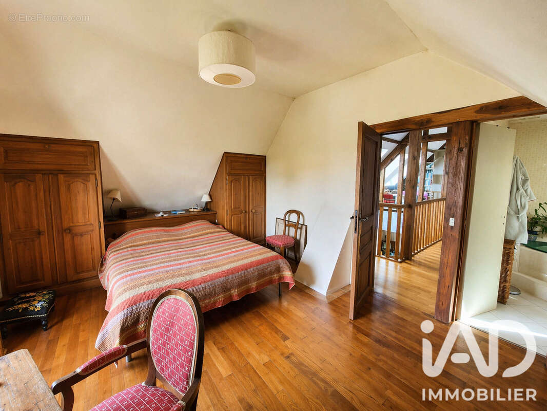 Photo 7 - Maison à BURES-SUR-YVETTE